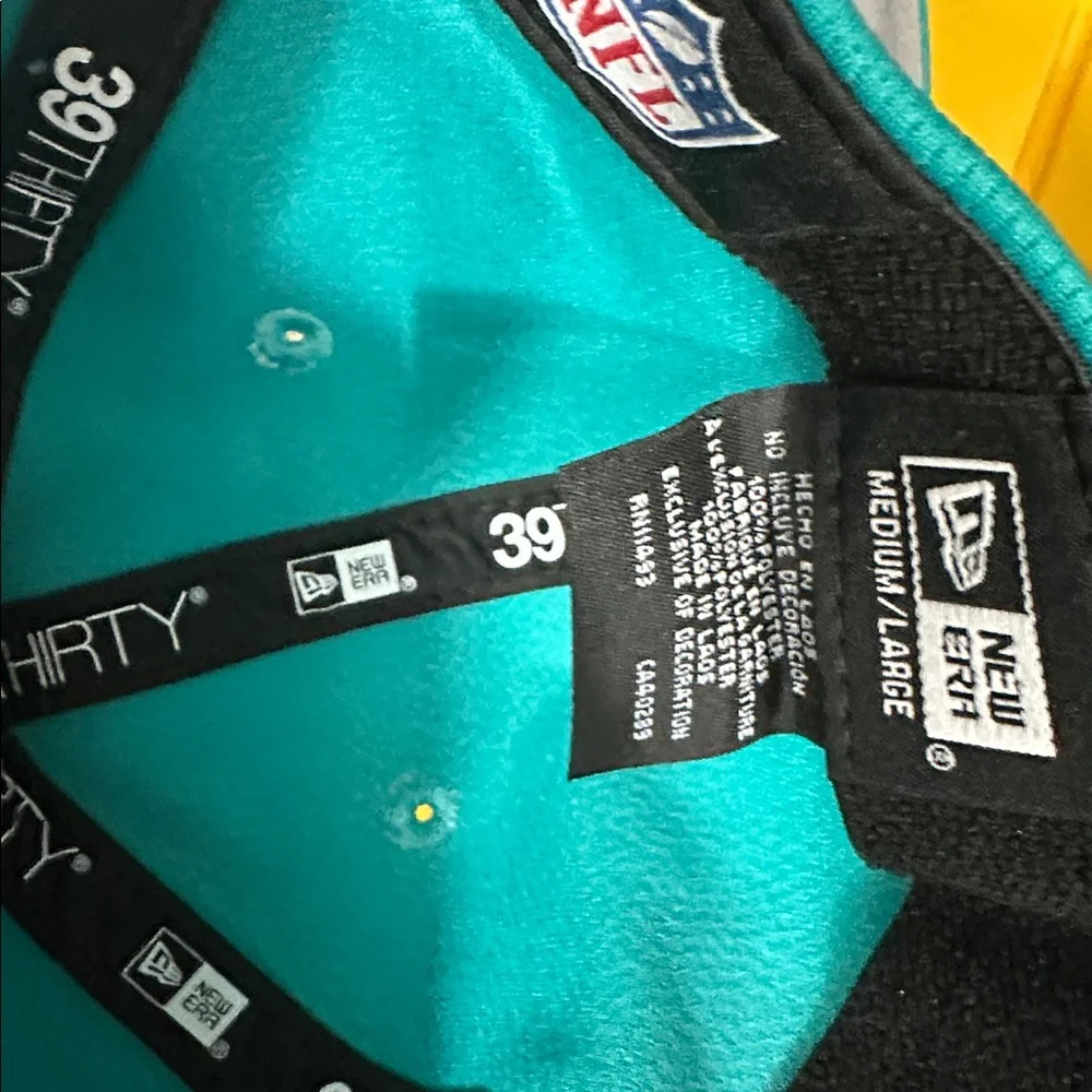 Men's Miami Dolphins New‎ Era Aqua Sideline 39THIRTY Flex Hat M/L